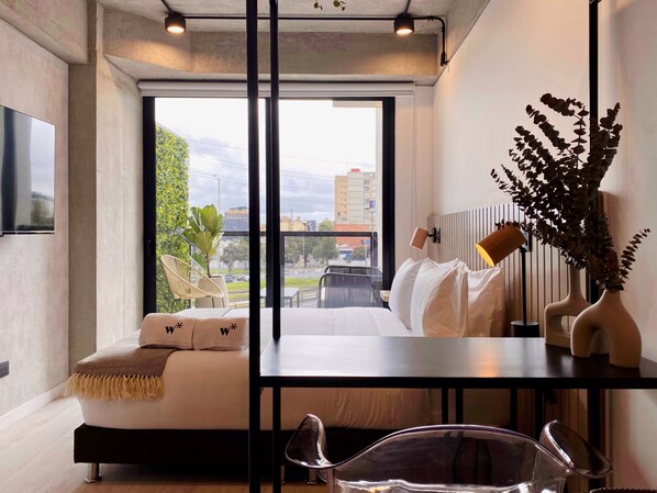 Club Apartment | Blackout curtains, soundproofing, iron/ironing board, free WiFi - Wynwood House Tuliv (Bogotá)