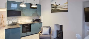 Host Stay The Surfer s Loft Apartment