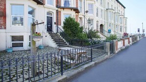 Room - Host Stay West Cliff View (Whitby)