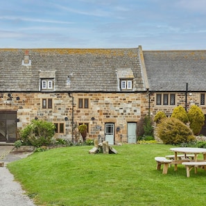 House - Host Stay The Coach House (Whitby)