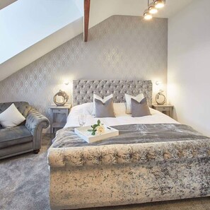 House | 4 bilik tidur 