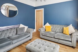 House | 4 bedrooms - Host Stay Simba House (Saltburn-by-the-Sea)