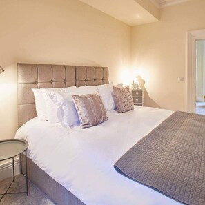 Apartment | 1 bedroom, Internet - Host Stay The Funky Robin (Whitby)