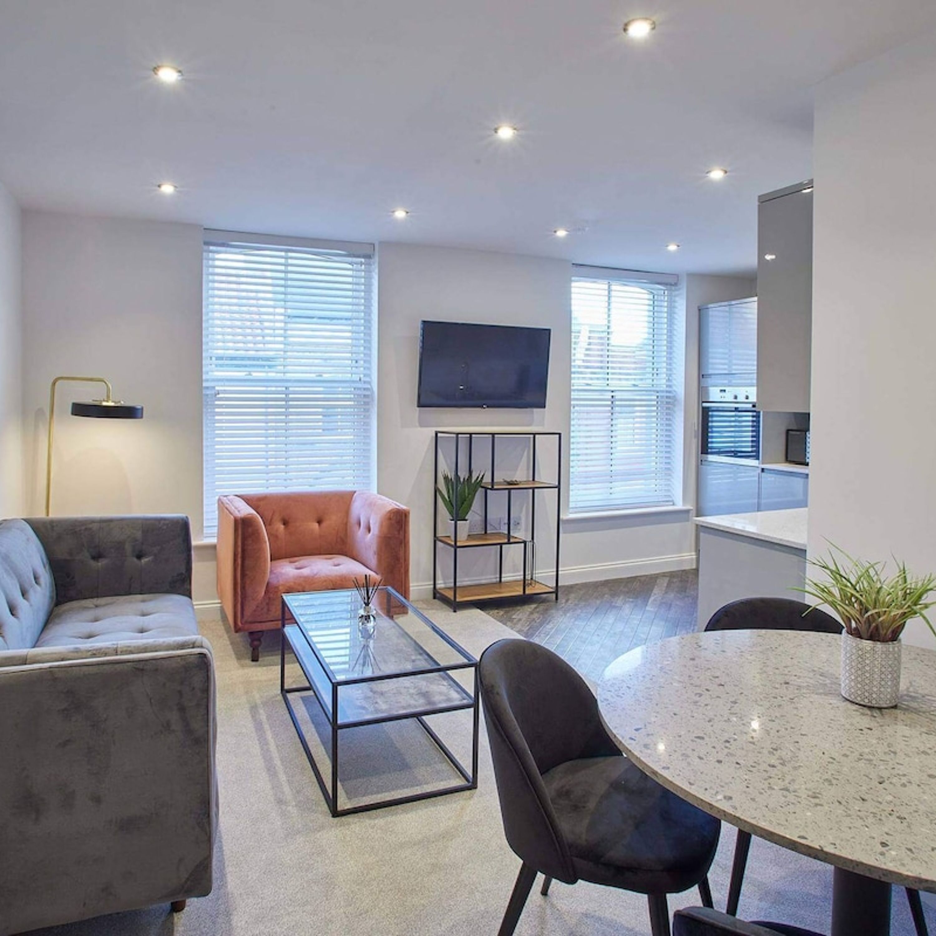 公寓 | 2 多间卧室、高速上网