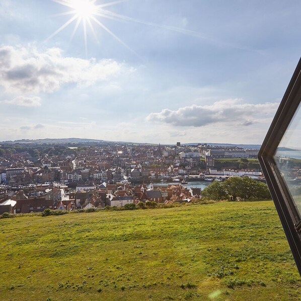 House - Host Stay Caedmon House (Whitby)