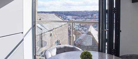 Apartment | 2 bedrooms, Internet