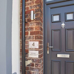 Apartment | 2 bedrooms, soundproofing, Internet - Host Stay The Old Sweet Shop (Whitby)