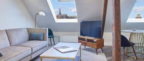 Apartment | 1 bedroom, desk, soundproofing, Internet