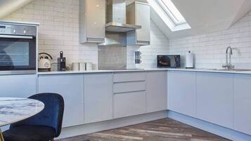 Apartment | 1 bedroom, desk, soundproofing, Internet