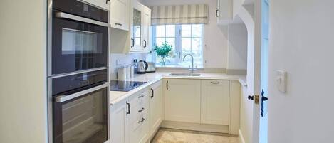 Casa, acessível | 2 quartos, escrivaninha, acesso à internet de alta velocidade