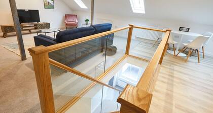 Host Stay Apartment C Cornerhouse Apartments
