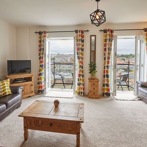 4 bedrooms, Internet - Host Stay Harbour View House (Whitby)