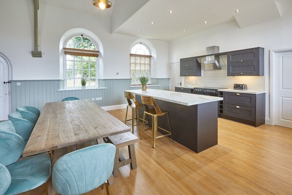 5 habitaciones y acceso a internet