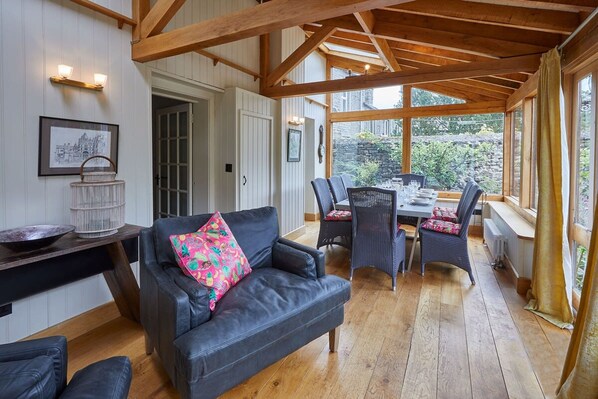 4 bedrooms - Host Stay The Old Post Office (Skipton)