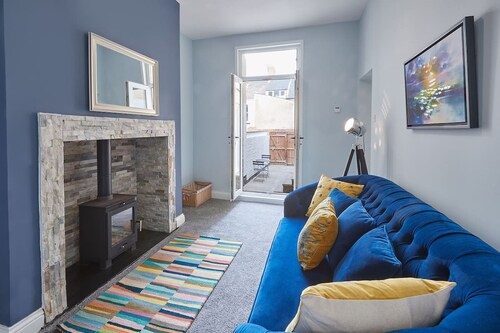 Host Stay Riftswood Ruby