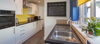Host Stay Artist House