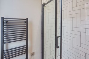 Apartment | 1 bedroom, Internet - Host Stay Skipper s Rest North Marine House (Scarborough)