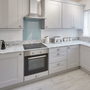 3 habitaciones, escritorio y sistema de insonorización 