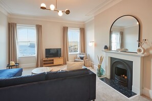 Apartment | 2 bedrooms, desk, Internet - Host Stay Huntcliff View Apartment (Saltburn-by-the-Sea)