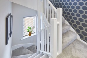 Casa | 3 quartos, escrivaninha, quartos à prova de som