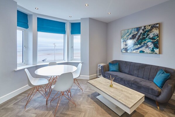 Apartment | 2 bedrooms, desk, soundproofing, Internet - Host Stay Bellevue Apartment 1 (Redcar)