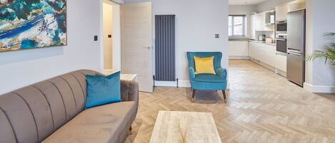 Apartemen | 2 kamar tidur, meja kerja, kedap suara, dan internet