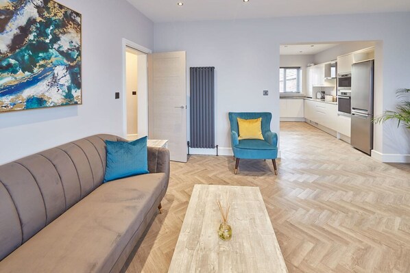 Apartment | 2 bedrooms, desk, soundproofing, Internet