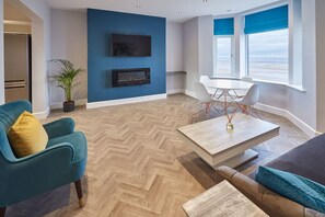 Apartment | 2 bedrooms, desk, soundproofing, Internet