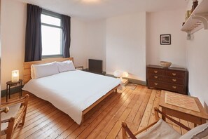 House | 5 bedrooms, Internet - Host Stay Emerald Residence (Saltburn-by-the-Sea)