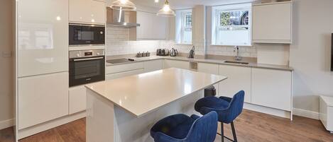 アパートメント | 2 室のベッドルーム、インターネットアクセス