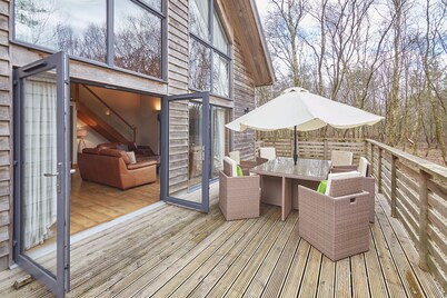 Host Stay Shunner Howe Lodge