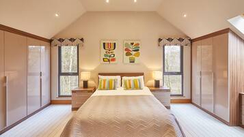 3 bedrooms, Internet