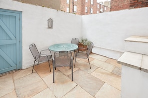 House | 4 bedrooms, Internet