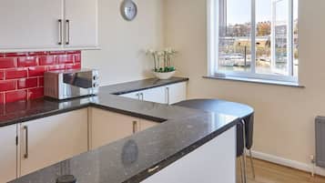 Rumah | 2 kamar tidur dan internet