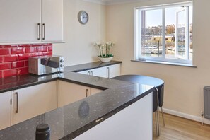 House | 2 bedrooms, Internet - Host Stay Rock Cottage (Whitby)