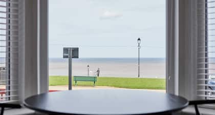 Host Stay Seaview Retreat