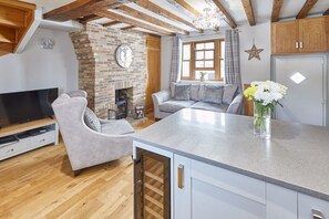 House | 2 bedrooms, Internet - Host Stay 11 Bakehouse Yard (Whitby)