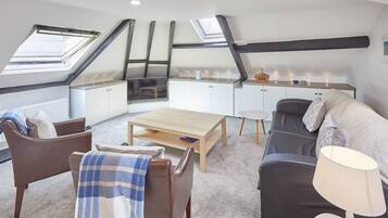 Apartment | 2 bedrooms, Internet