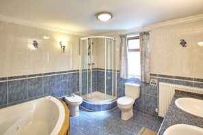 House | 4 bedrooms