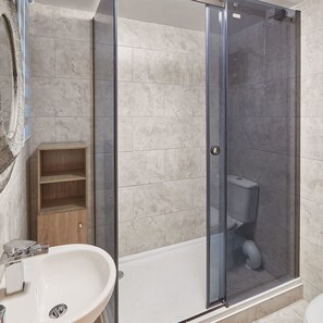 House | 1 bedroom, Internet - Host Stay In The Key Of Sea (Saltburn-by-the-Sea)
