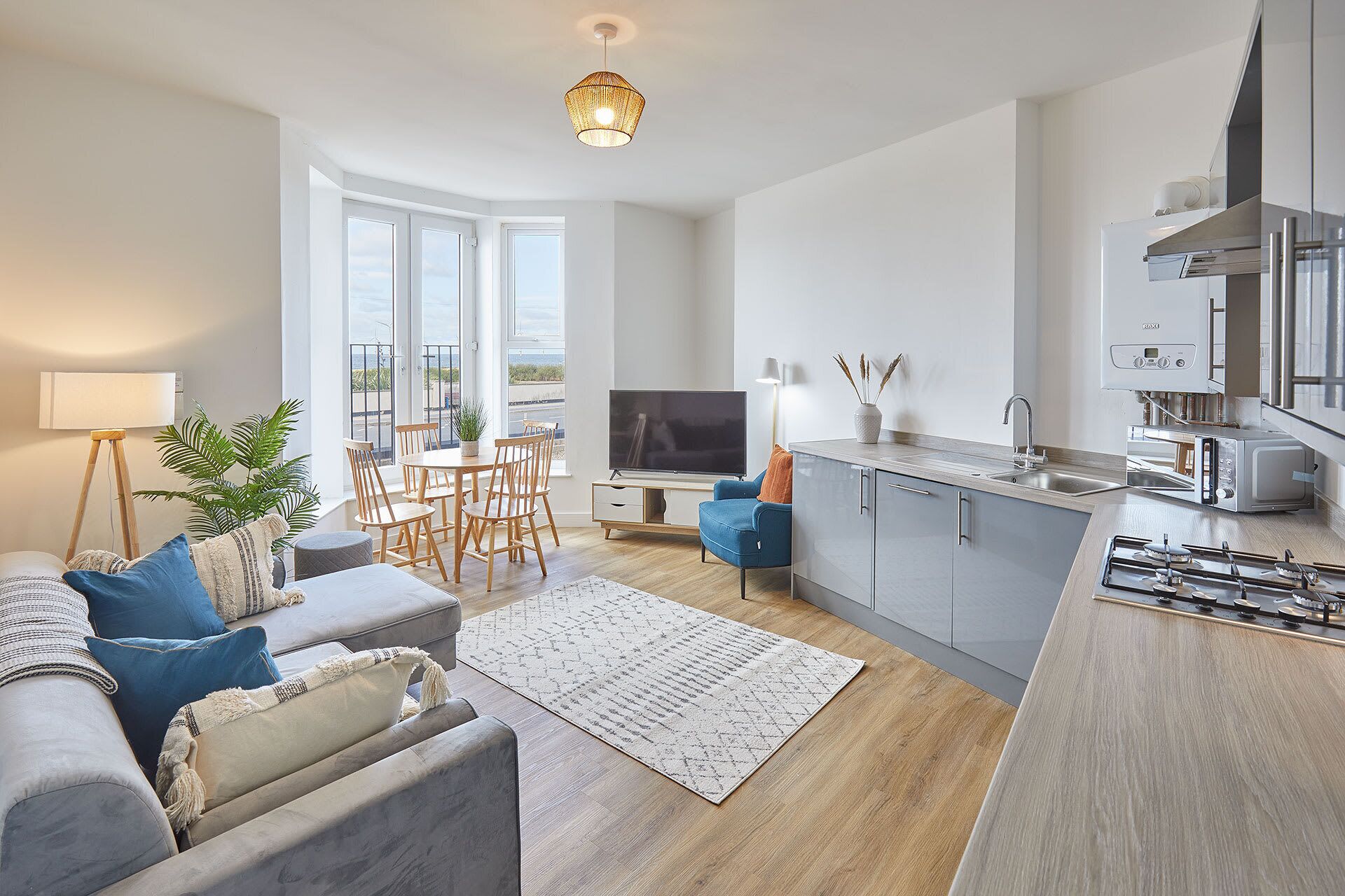 Host Stay Flat 1 Glenholme House, Redcar Info, Photos, Reviews Book