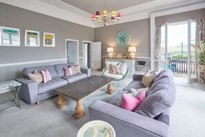 Apartment | 3 bedrooms - Host Stay The Zetland Apartment (Saltburn-by-the-Sea)