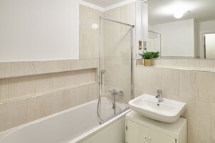 Διαμέρισμα, Πρόσβαση για Άτομα με Αναπηρία | Μπάνιο | Χαρτί υγείας