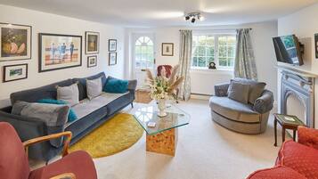 House, Smoking | 3 bedrooms