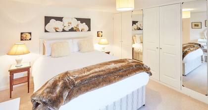 Host Stay Rose Cottage