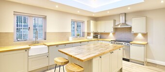 Host Stay Graham House