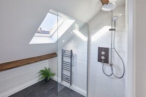 Hus | 6 sovrum