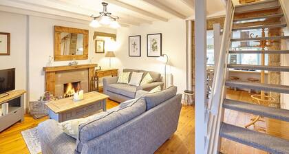 Host Stay Green Willow