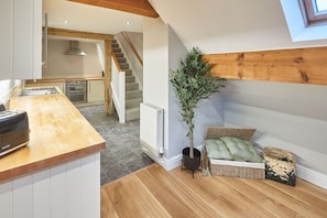 Apartment | 1 bedroom - Host Stay Sleepers No 8 (Pickering)