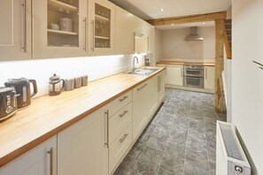 Apartment | 1 bedroom - Host Stay Sleepers No 8 (Pickering)